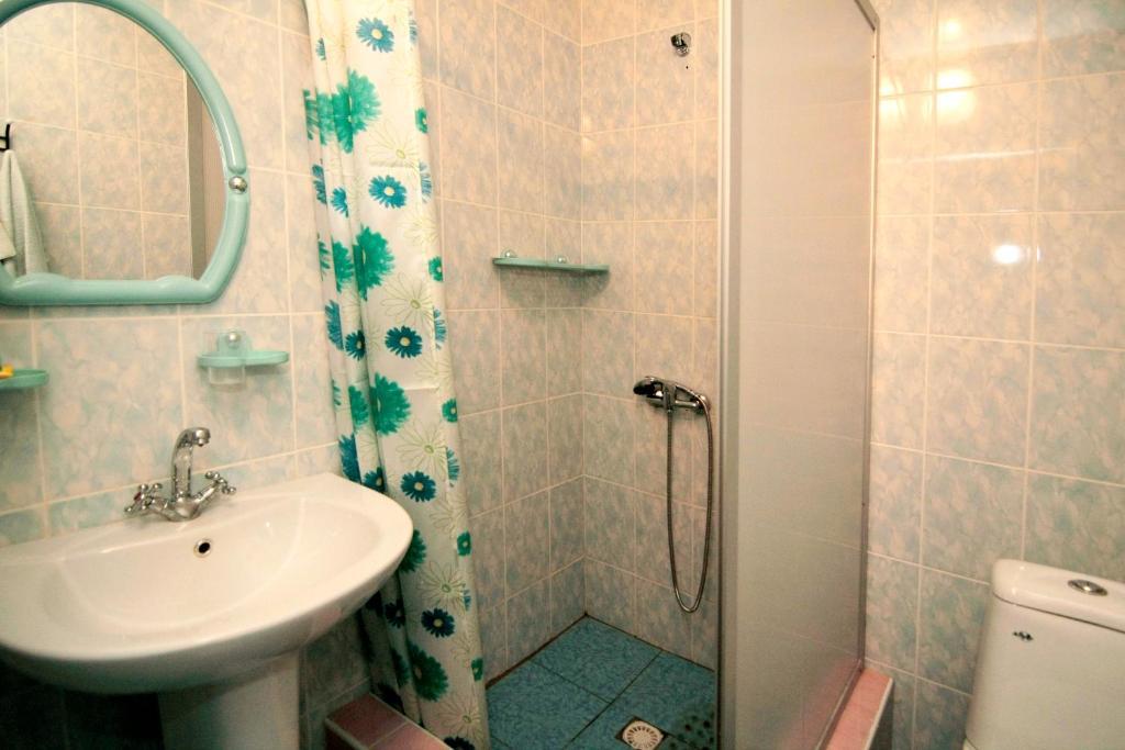 Admiral Hotel Skadovs'k Phòng bức ảnh