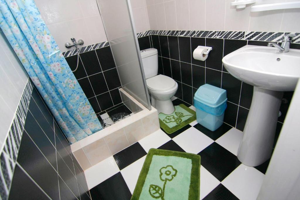 Admiral Hotel Skadovs'k Phòng bức ảnh