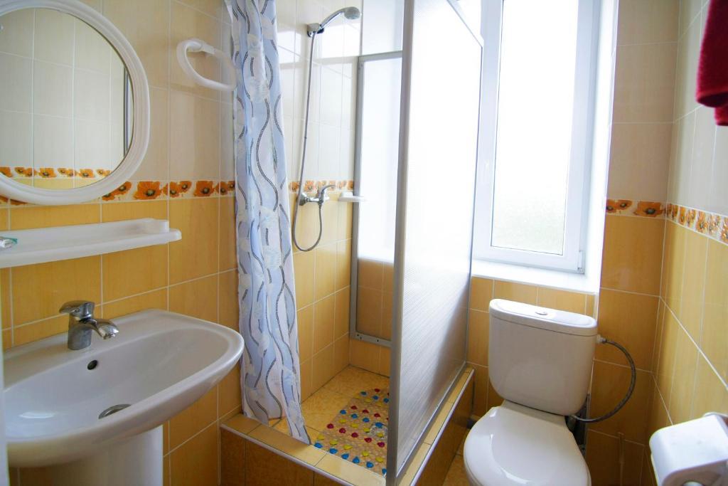 Admiral Hotel Skadovs'k Phòng bức ảnh