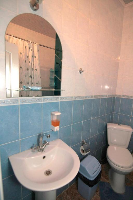Admiral Hotel Skadovs'k Phòng bức ảnh