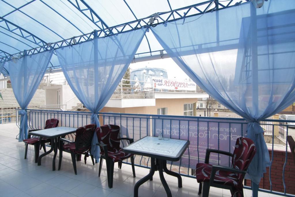 Admiral Hotel Skadovs'k Ngoại thất bức ảnh